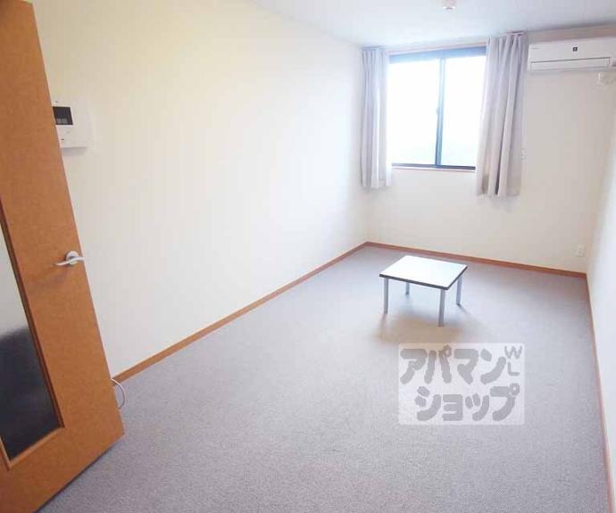 【レオパレス山科御陵】間取