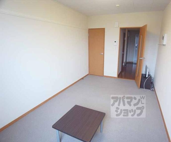 【レオパレス山科御陵】間取