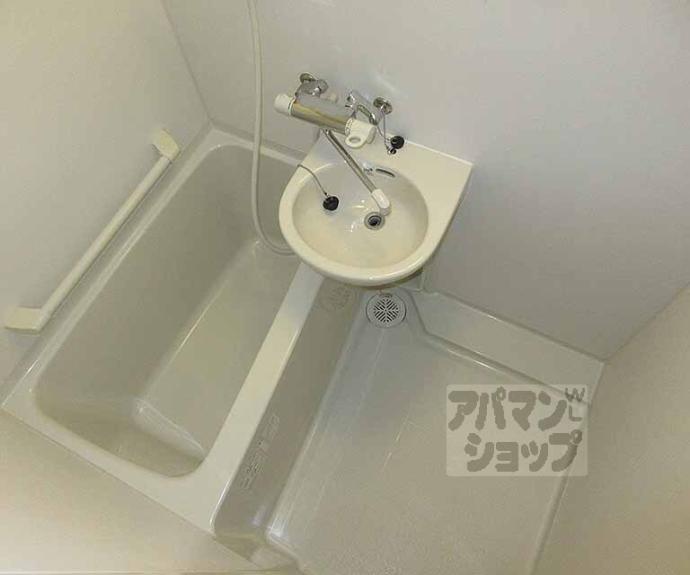 【レオパレスボンマルシェ山科】間取