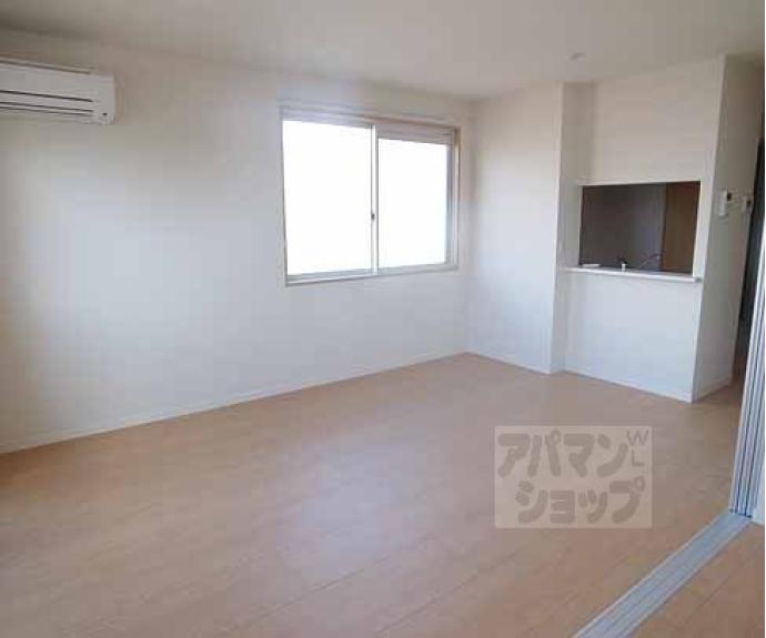 【シャーメゾン三久】間取