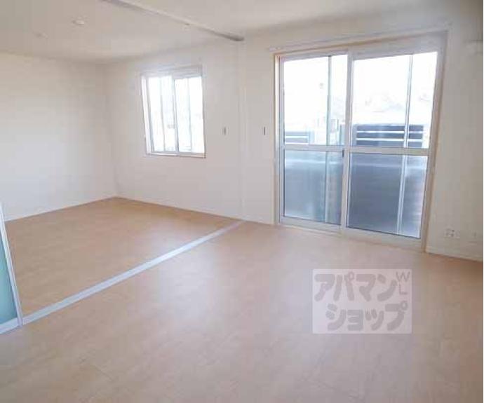 【シャーメゾン三久】間取