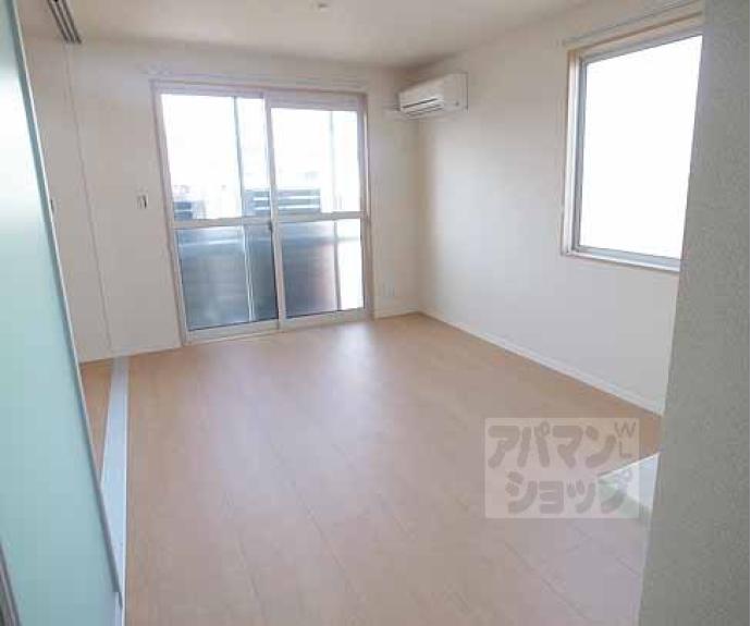 【シャーメゾン三久】間取