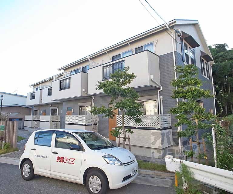 ファミール大林