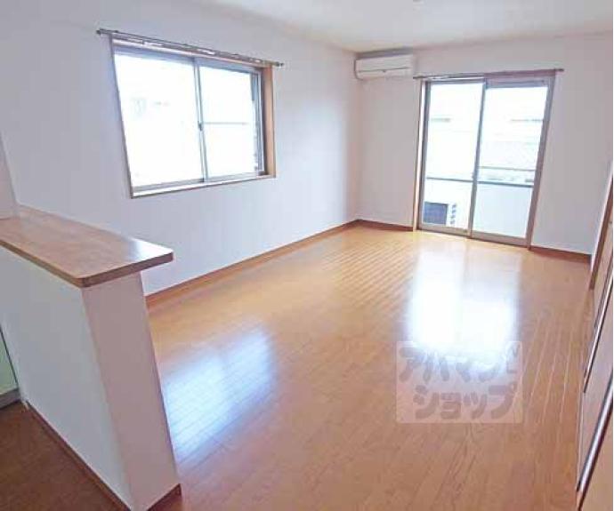 【ファミール大林】間取