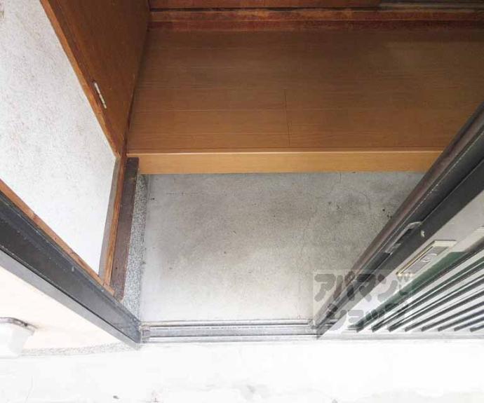 【椥辻中在家町貸家】間取