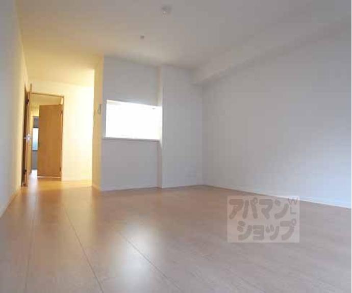 【シャーメゾン乙出】間取