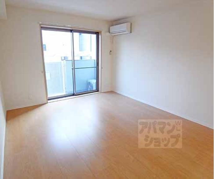 【シャーメゾン乙出】間取