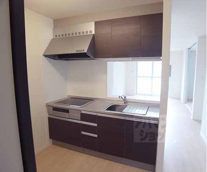 【エミネンスコート東野 B棟】間取