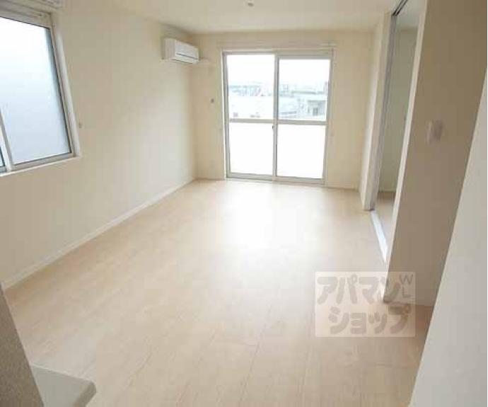 【エミネンスコート東野 B棟】間取