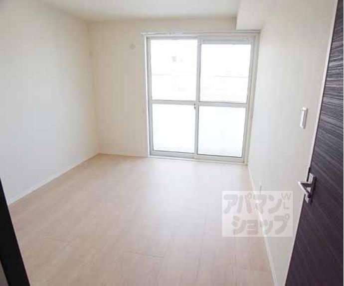 【エミネンスコート東野 B棟】間取