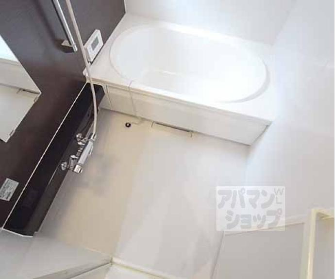【シャーメゾン音羽草田町】間取