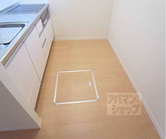 【シャーメゾン音羽草田町】間取