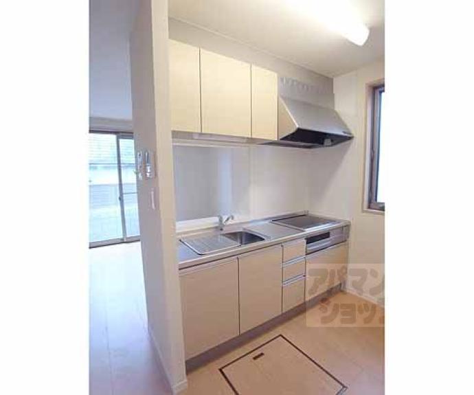 【シャーメゾン花山】間取