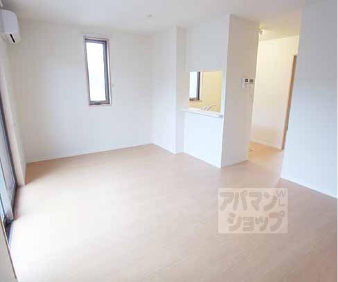 【シャーメゾン花山】間取