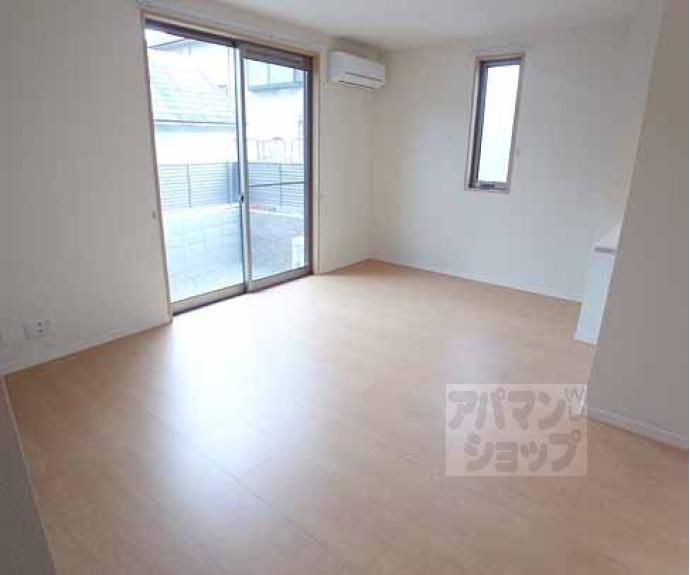 【シャーメゾン花山】間取