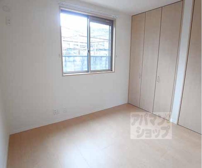 【シャーメゾン花山】間取