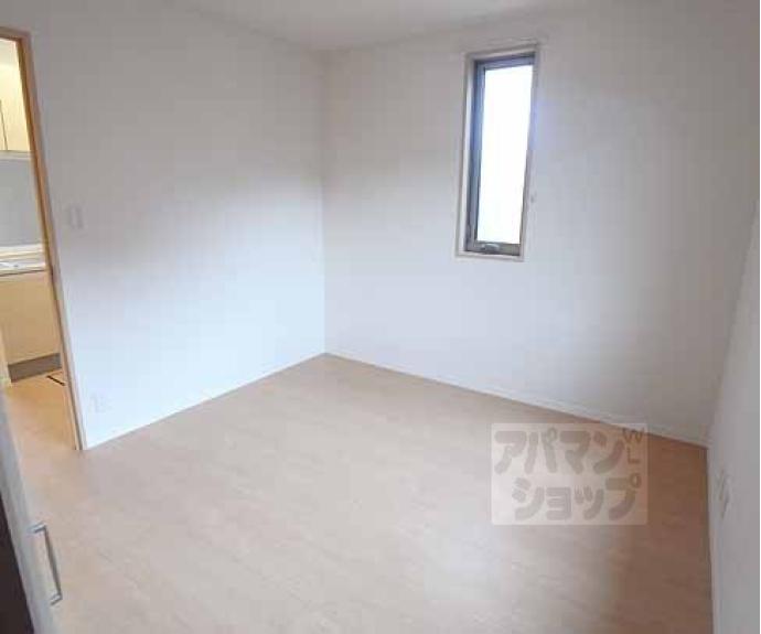 【シャーメゾン花山】間取