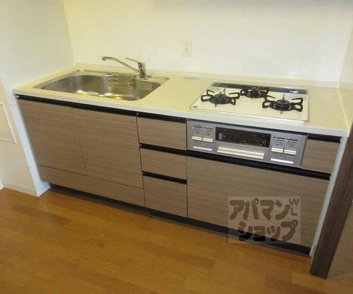 【パインフィールド東野】間取