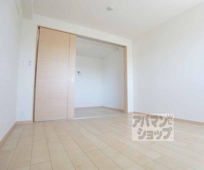 【シカタ シャンブレットⅡ】間取