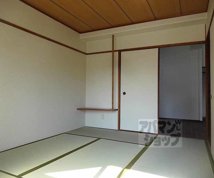 【メイゾン山科】間取