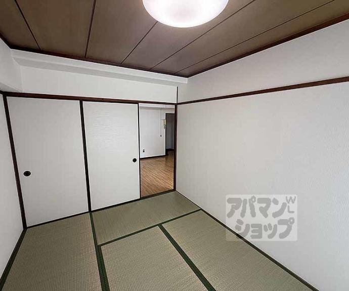 【メイゾン山科】間取