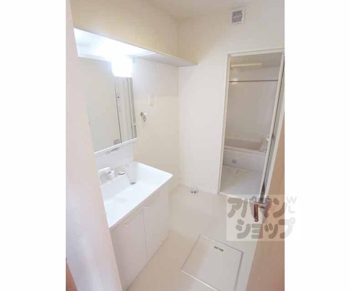 【シャーメゾン・ソラーナ】間取