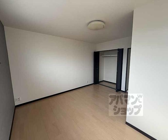 【プラウド御陵】間取