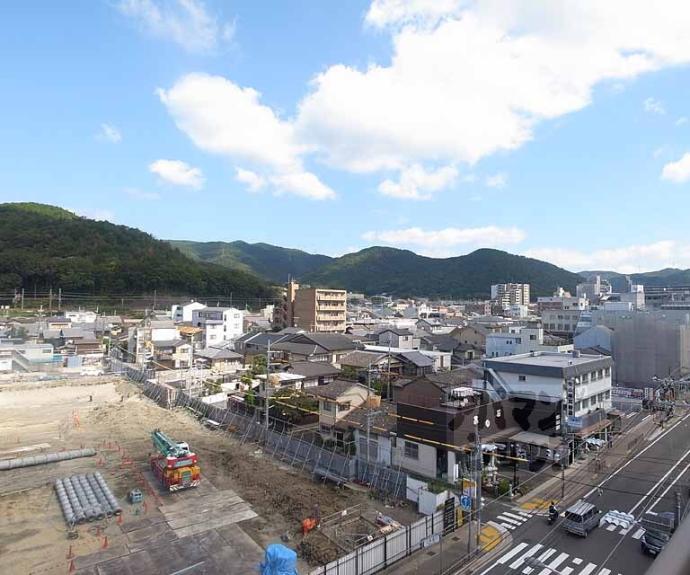 【アミティエ山科】間取