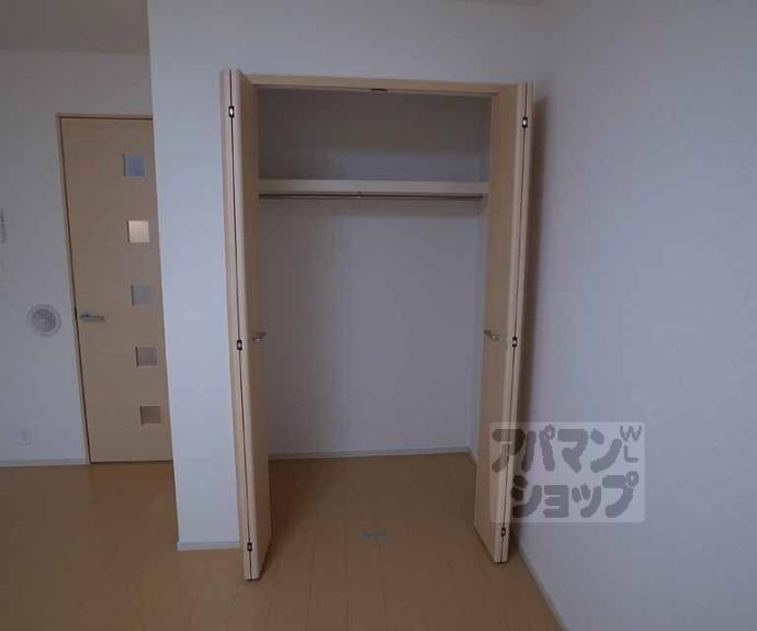 【ロイヤルハピネス】間取