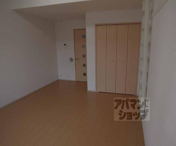 【ロイヤルハピネス】間取