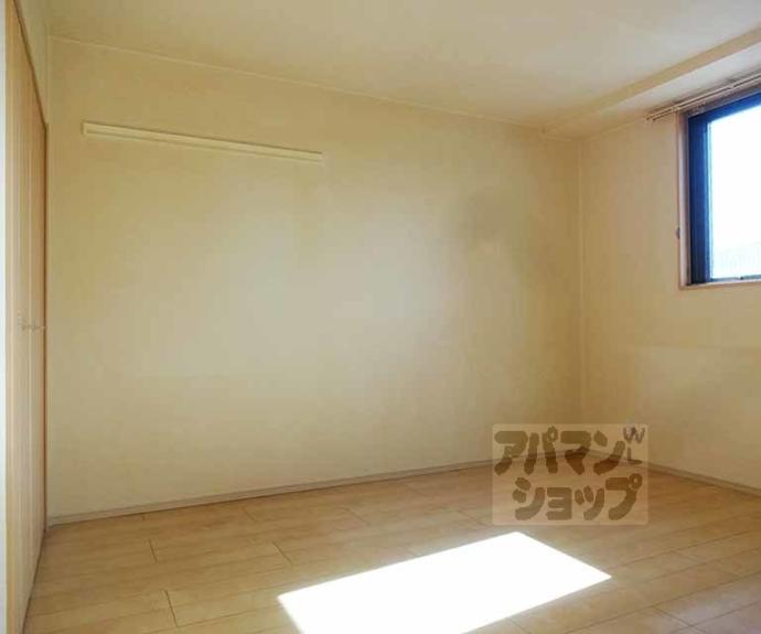 【ラフレシール・ジュネス】間取