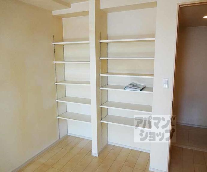 【ラフレシール・ジュネス】間取