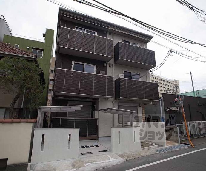 【ＣＯＺＹ　ＨＯＵＳＥ】間取