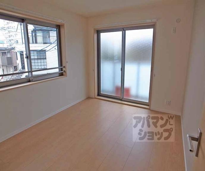 【シャーメゾン乙出Ⅱ】間取