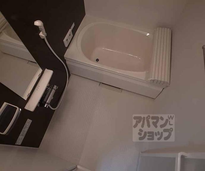 【シャーメゾン伊勢屋】間取