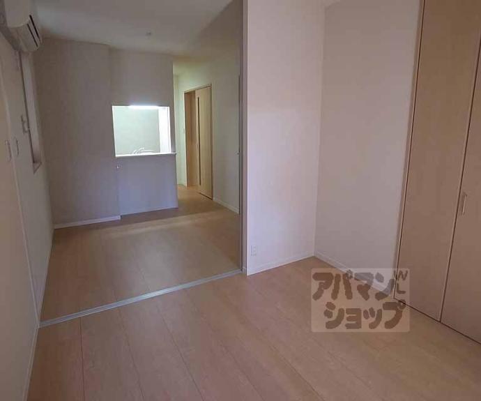 【シャーメゾン伊勢屋】間取