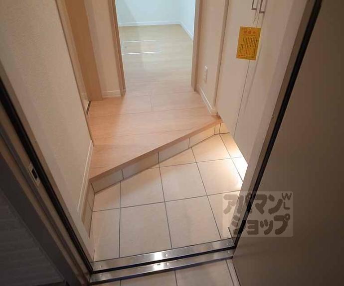 【シャーメゾン伊勢屋】間取
