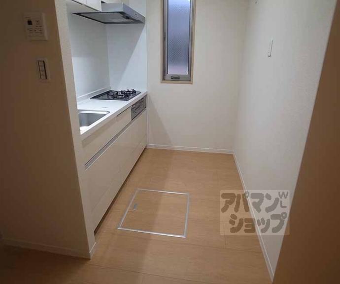 【シャーメゾン伊勢屋】間取