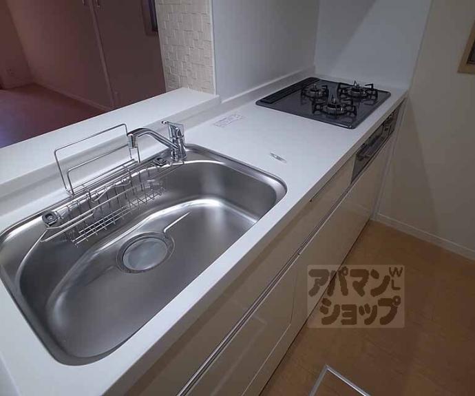 【シャーメゾン伊勢屋】間取