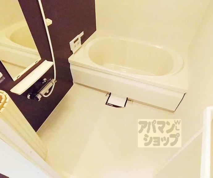 【シャーメゾン伊勢屋】間取