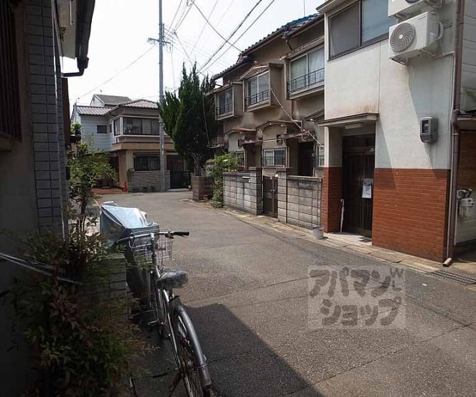 【御陵中内町テラスハウス】間取