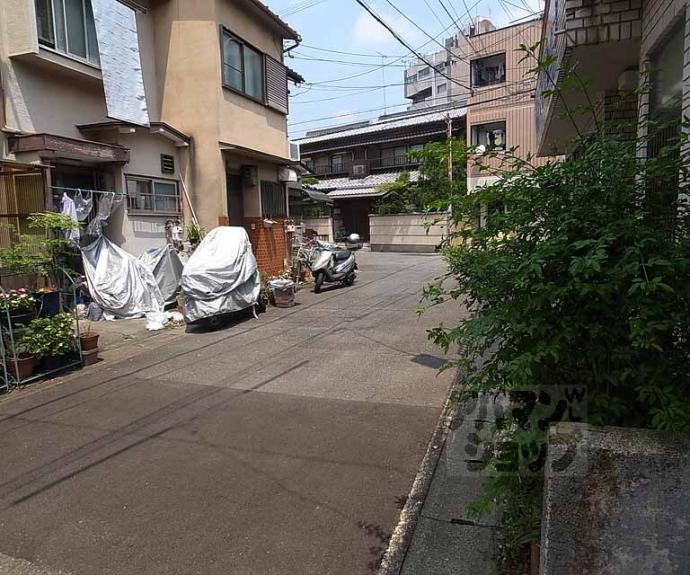 【御陵中内町テラスハウス】間取