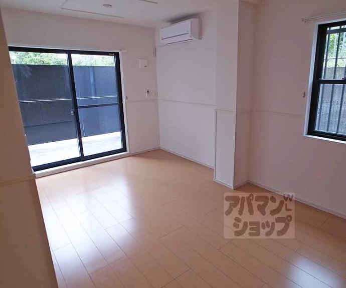 【カーサスカイ　Ⅳ】間取