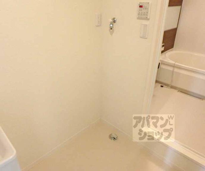 【ファミール西村】間取