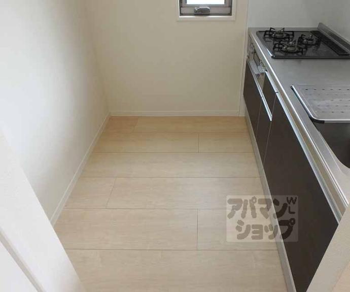 【ファミール西村】間取