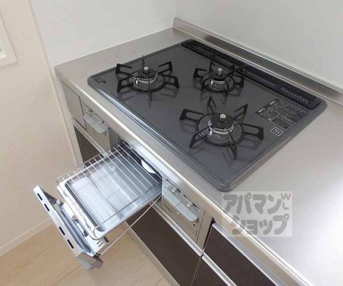 【ファミール西村】間取