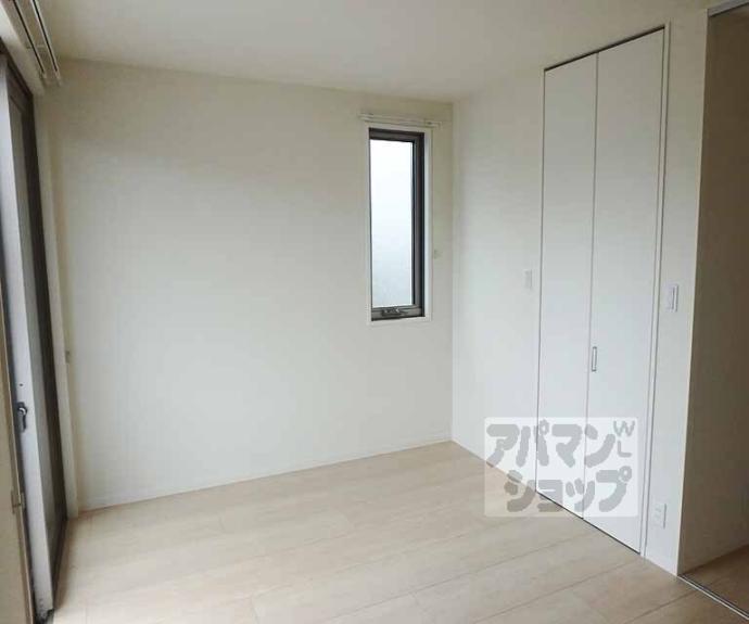 【ファミール西村】間取