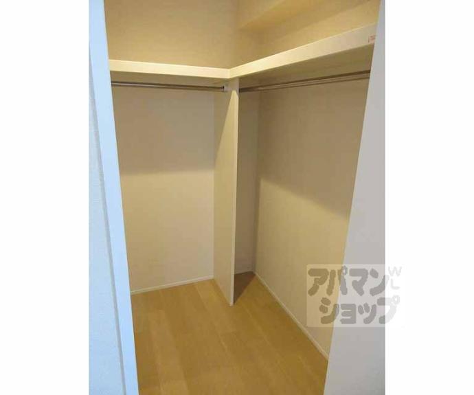 【エルメゾン山科小野 B棟】間取