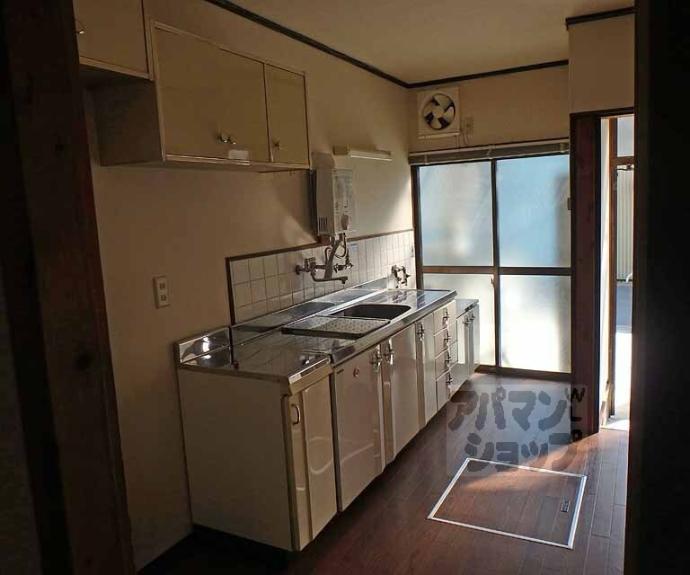 【椥辻西潰貸家】間取