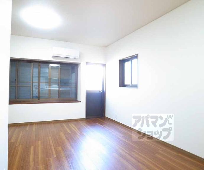 【御陵岡町貸家】間取